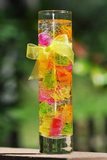Large gel candles